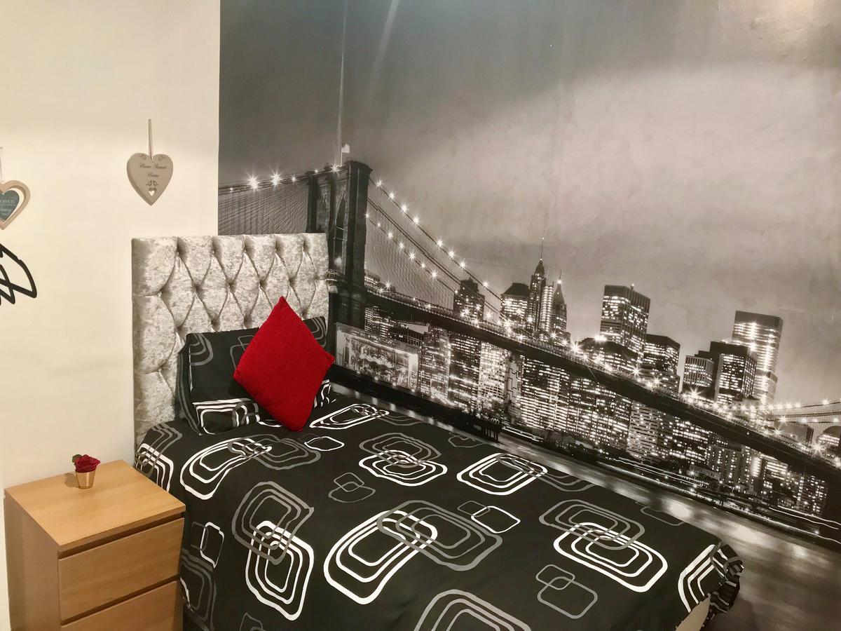 233 Leith Apartment เอดินบะระ ภายนอก รูปภาพ